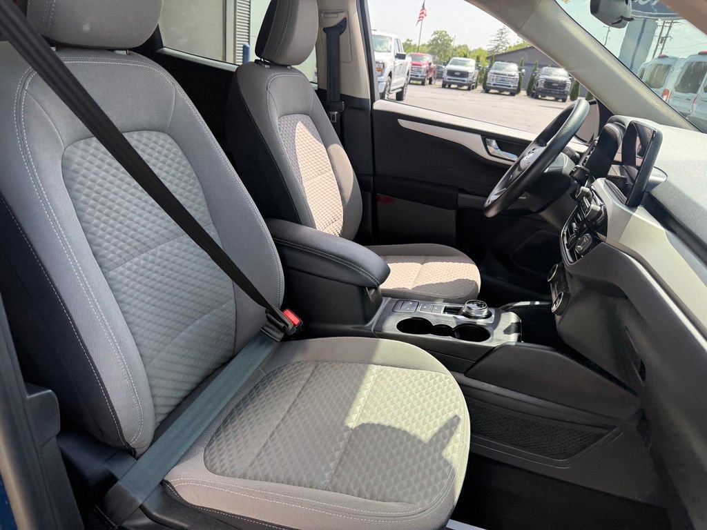 Certified 2020 Ford Escape SE AWD/4WD image 12