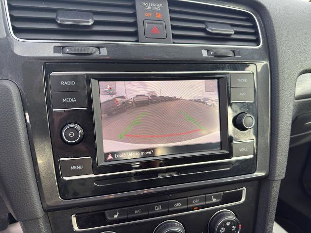 Used 2020 Volkswagen Golf 4-Door image 19