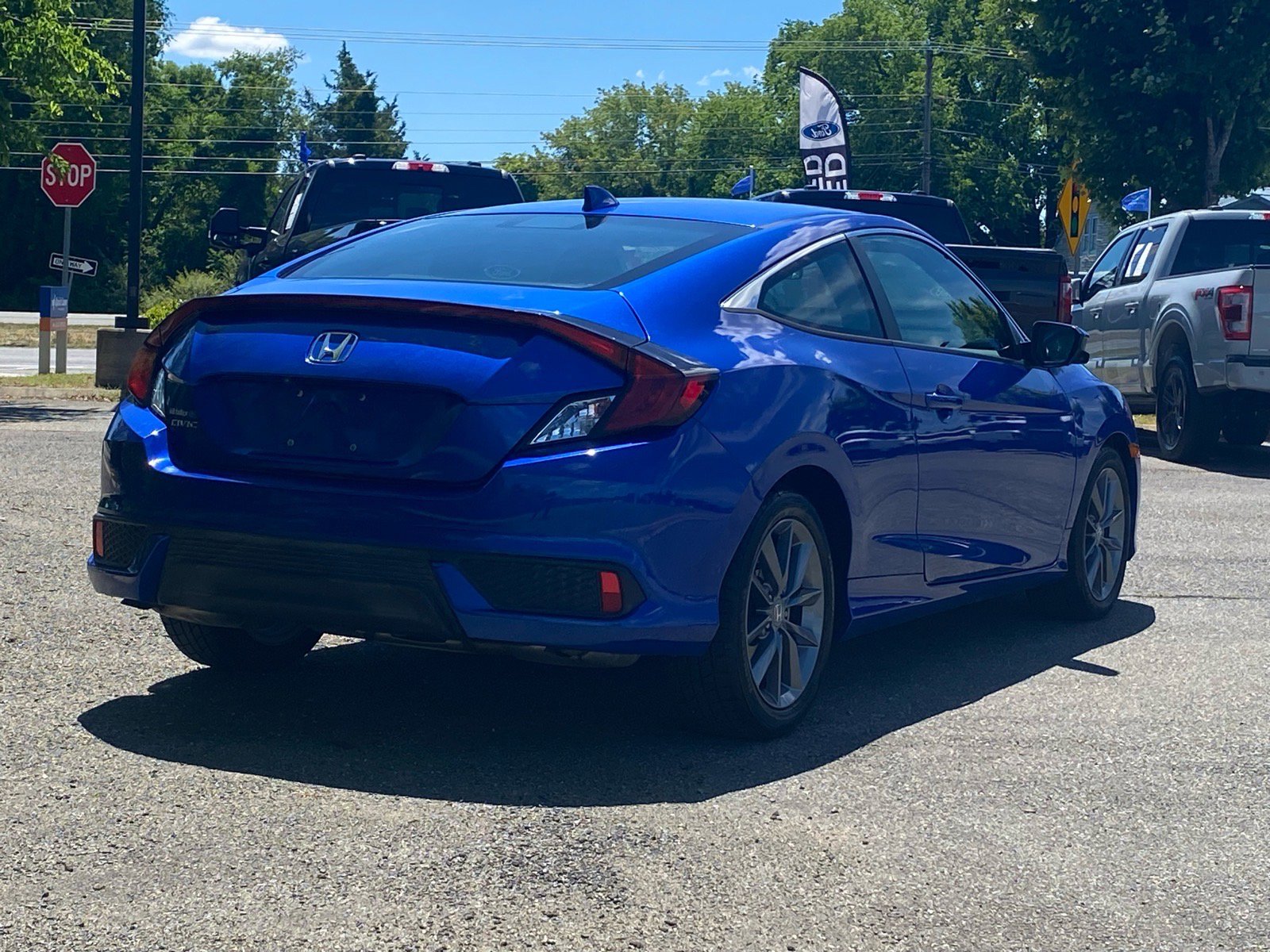 Used 2019 Honda Civic EX image 4