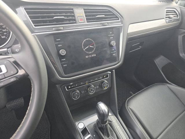 Used 2021 Volkswagen Tiguan SE image 28