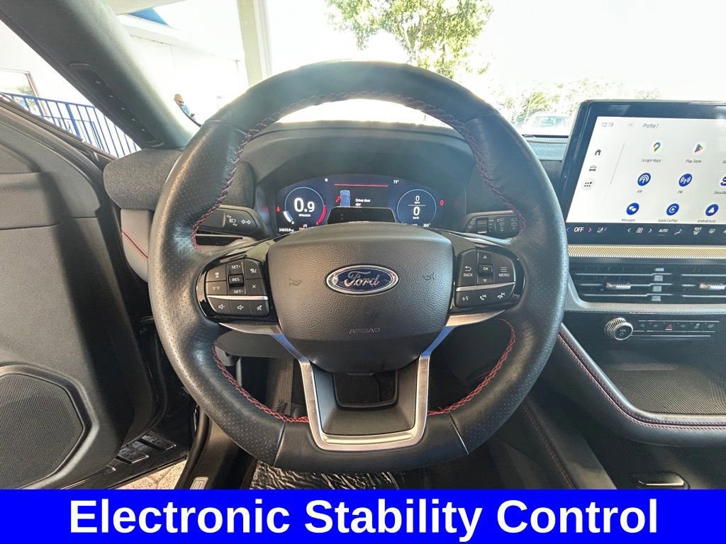 Certified 2025 Ford Explorer ST-Line image 15