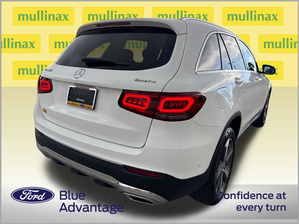 Used 2022 Mercedes-Benz GLC 300 4MATIC image 4