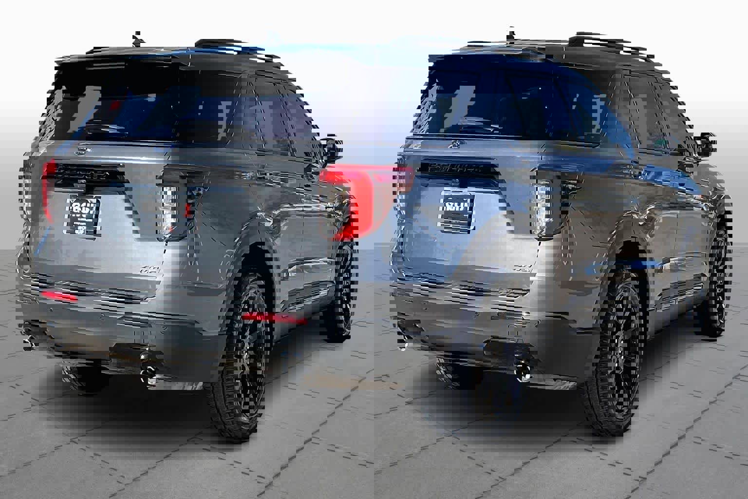 Certified 2023 Ford Explorer ST-Line image 12