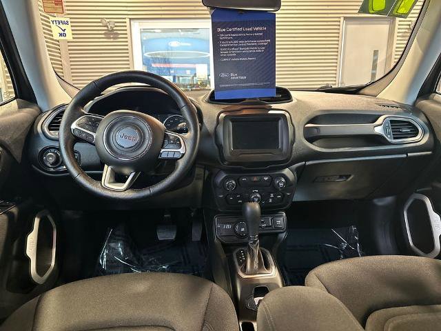 Used 2019 Jeep Renegade Latitude w/ Cold Weather Group image 6