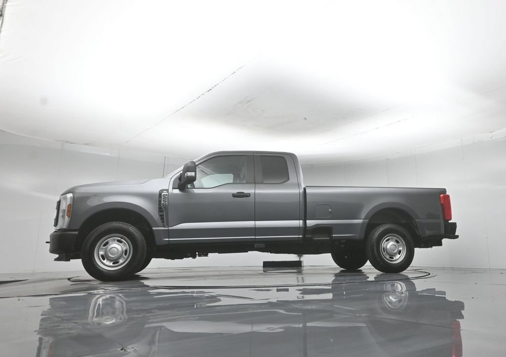 Certified 2025 Ford F250 XL RWD image 52