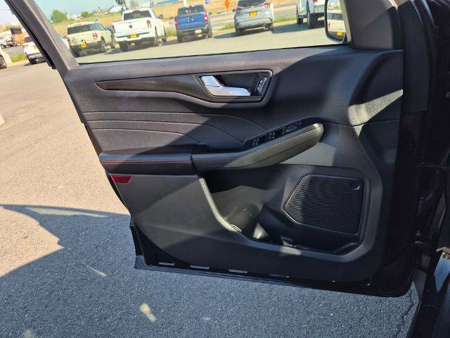 Certified 2022 Ford Escape SEL w/ SEL Stealth AWD Package image 27