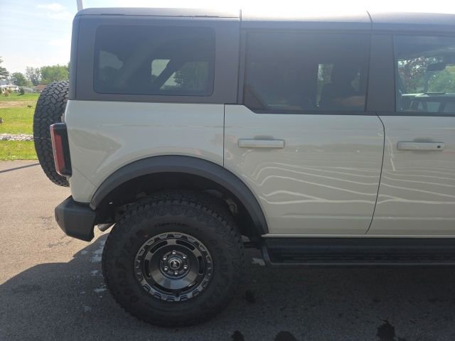 Certified 2025 Ford Bronco Outer Banks w/ Sasquatch Package AWD/4WD image 9