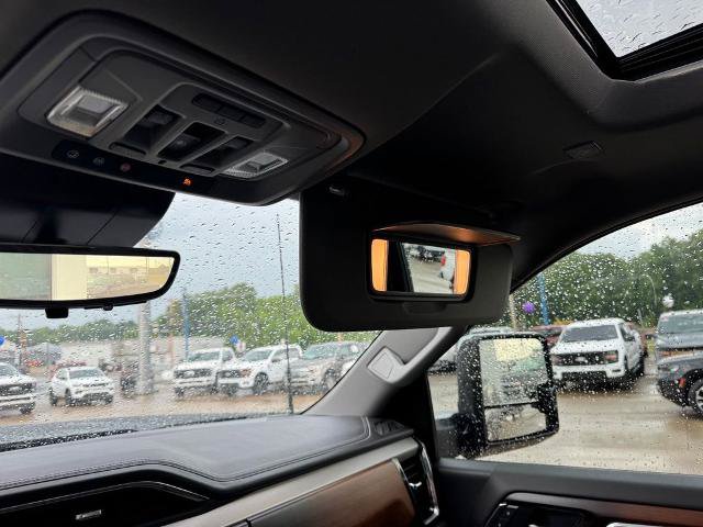 Used 2025 GMC Sierra 2500 Denali w/ Denali Reserve Package AWD/4WD image 13