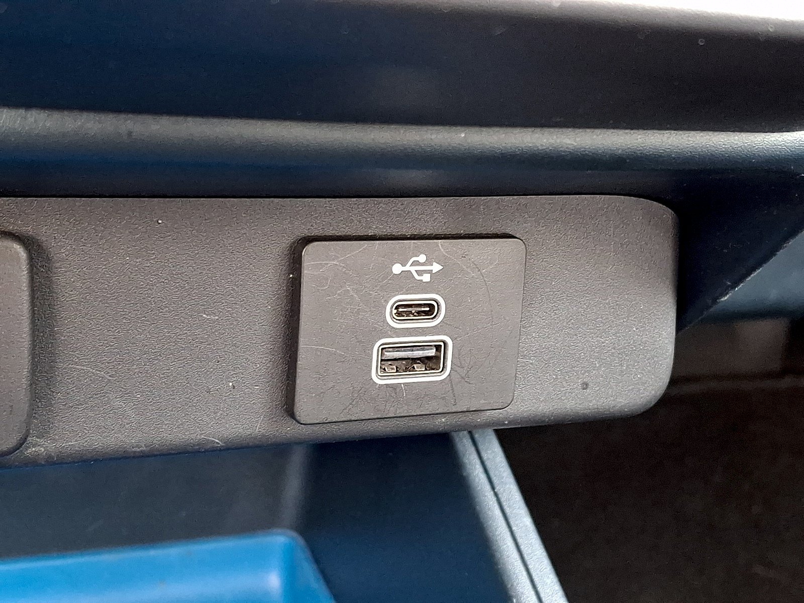 Certified 2025 Ford Maverick XLT FWD image 23