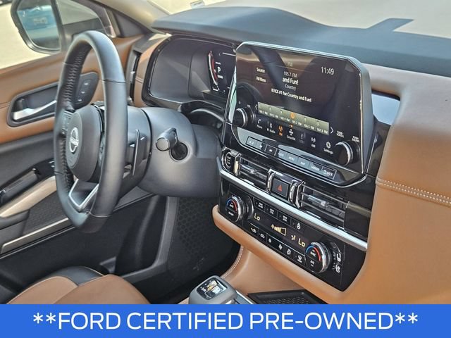 Used 2024 Nissan Pathfinder Platinum FWD image 12
