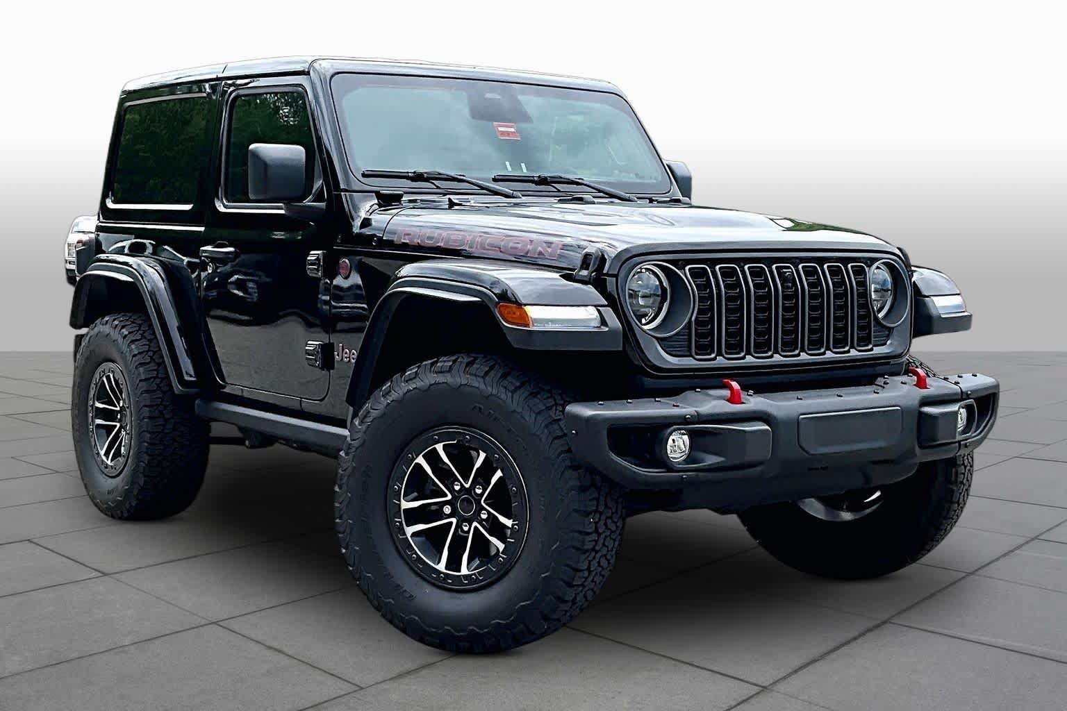 Used 2025 Jeep Wrangler Rubicon AWD/4WD image 3