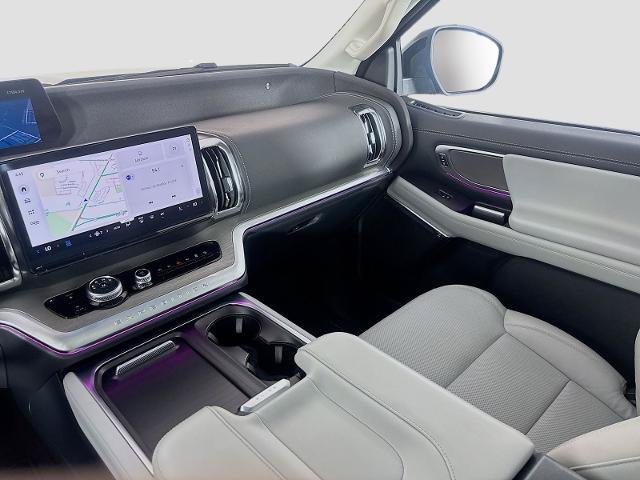 Certified 2025 Ford Expedition Platinum AWD/4WD image 25