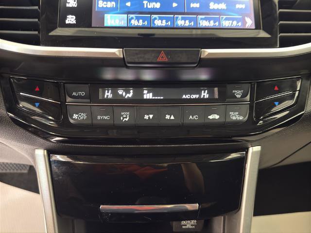 Used 2017 Honda Accord EX image 9