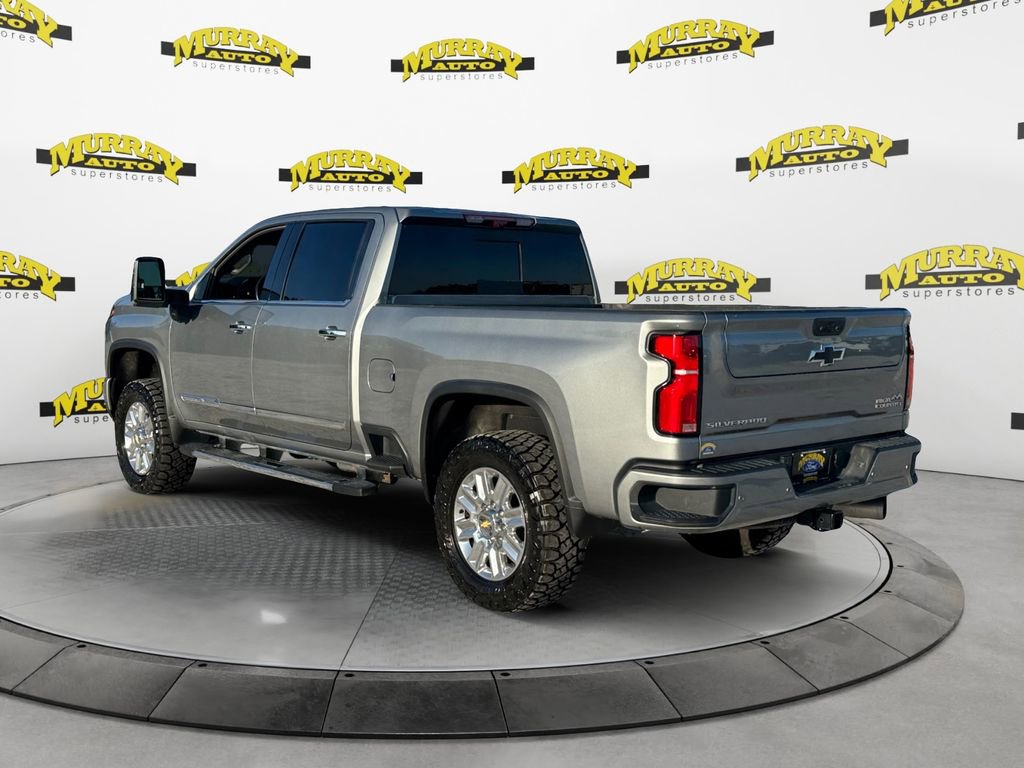 Used 2025 Chevrolet Silverado 2500 High Country w/ High Country Premium Package image 3