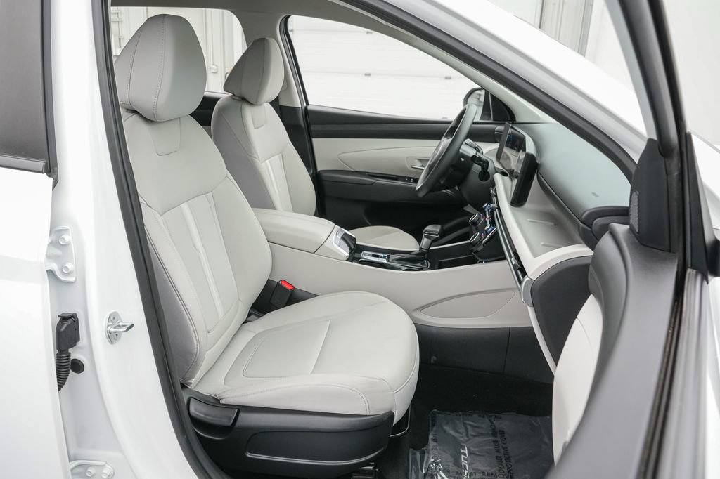 Used 2025 Hyundai Tucson SEL AWD/4WD image 20