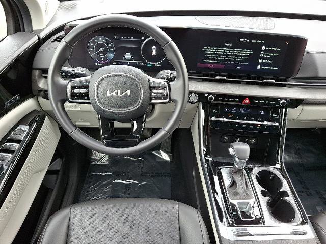 Used 2024 Kia Carnival SX image 11