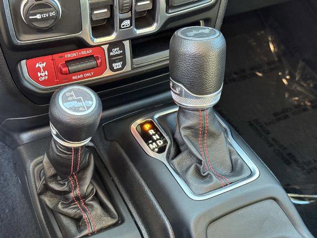 Used 2023 Jeep Wrangler Rubicon image 25