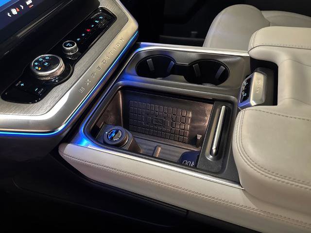 Certified 2025 Ford Expedition Platinum AWD/4WD image 32