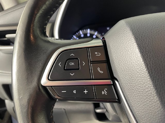 Used 2020 Toyota Highlander XLE AWD/4WD image 10