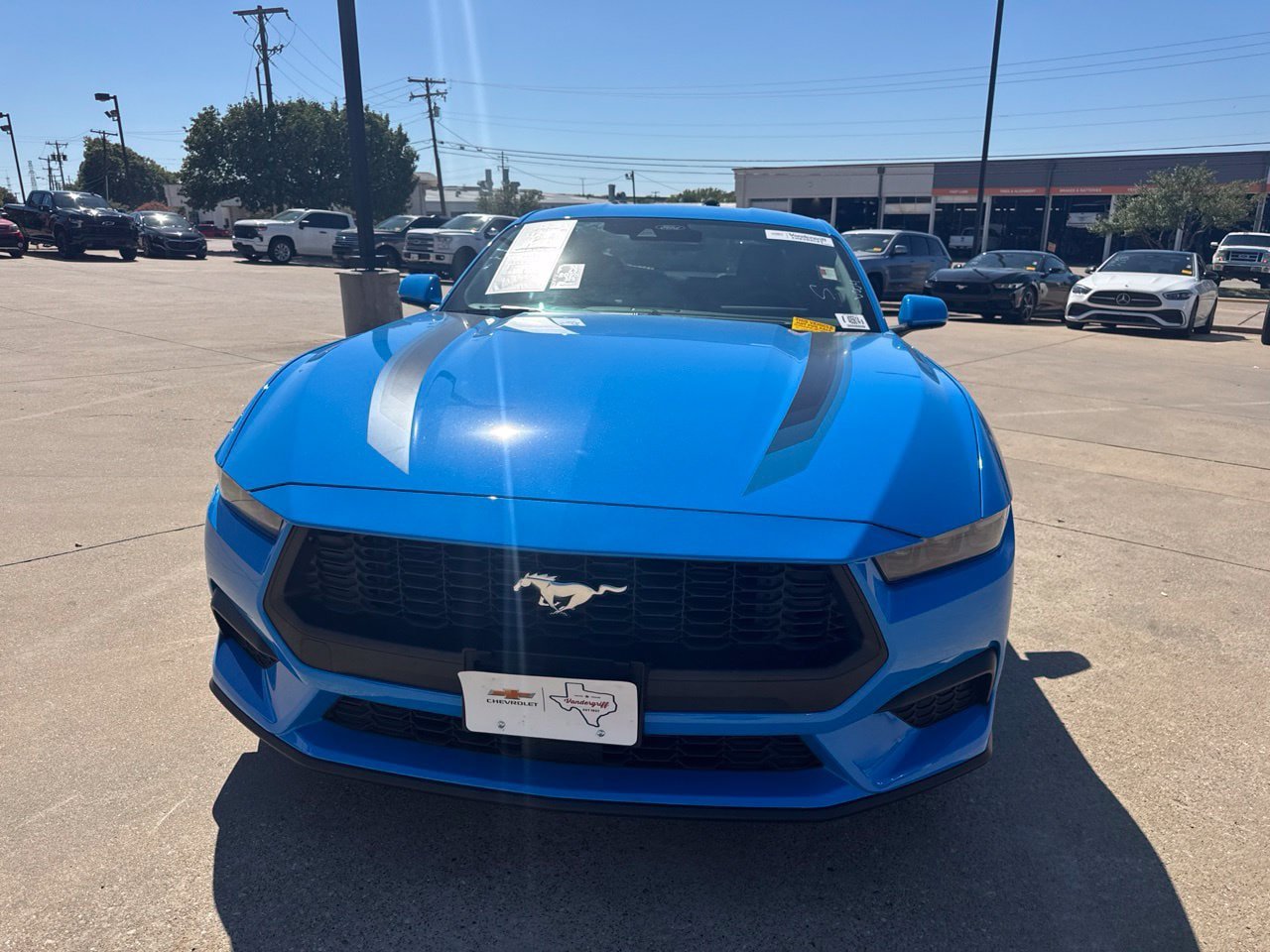 Certified 2025 Ford Mustang Coupe RWD image 2