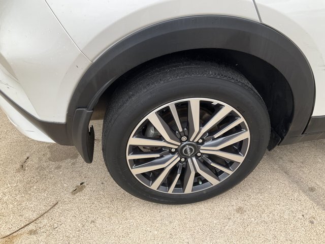Used 2023 Nissan Kicks SV FWD image 15