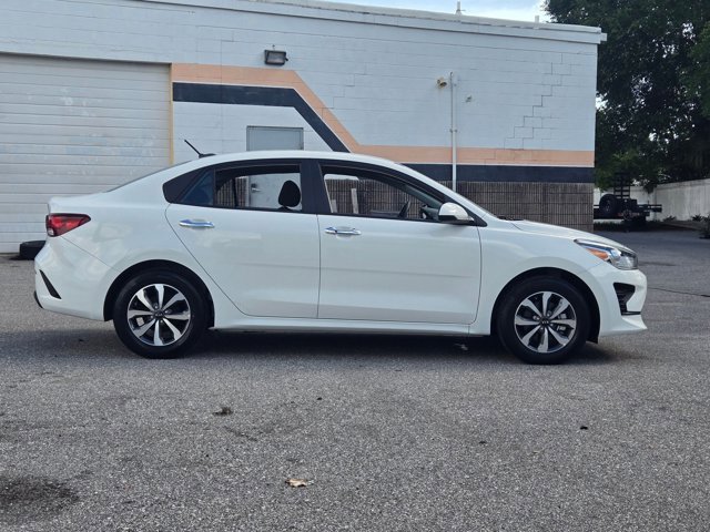 Used 2021 Kia Rio S w/ Technology Package FWD image 4