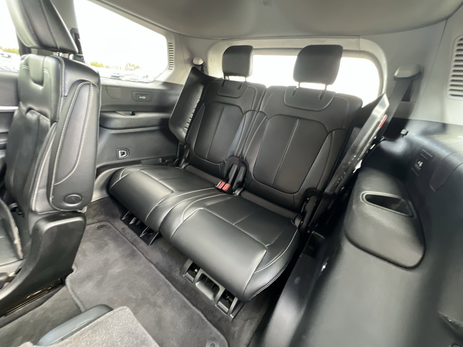 Used 2021 Jeep Grand Cherokee L Limited image 25