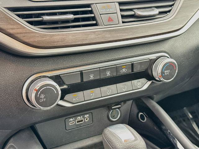 Used 2023 Nissan Altima 2.5 SV AWD/4WD image 13