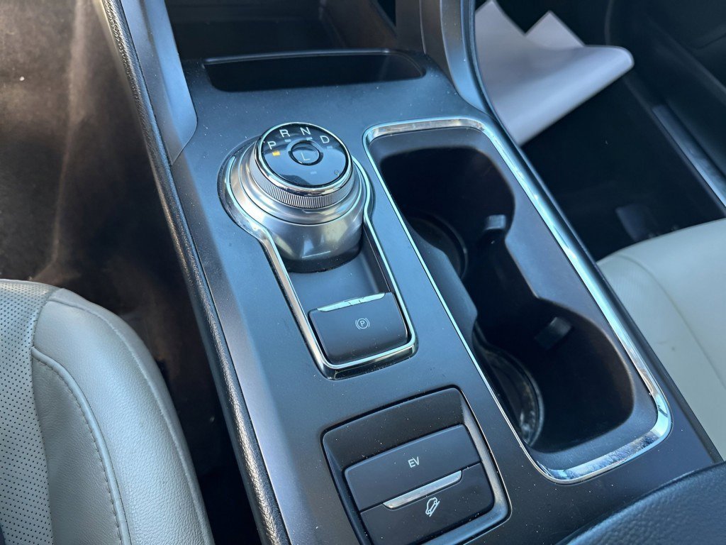 Certified 2017 Ford Fusion Energi Titanium image 20