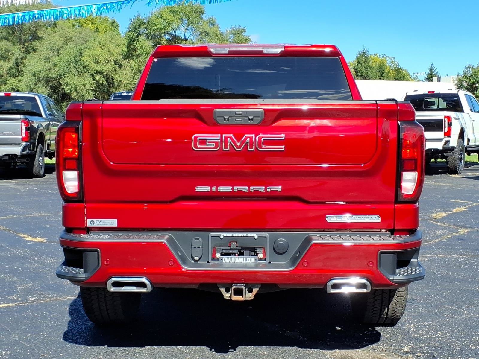 Used 2022 GMC Sierra 1500 Elevation w/ Driver Alert Package I AWD/4WD image 13