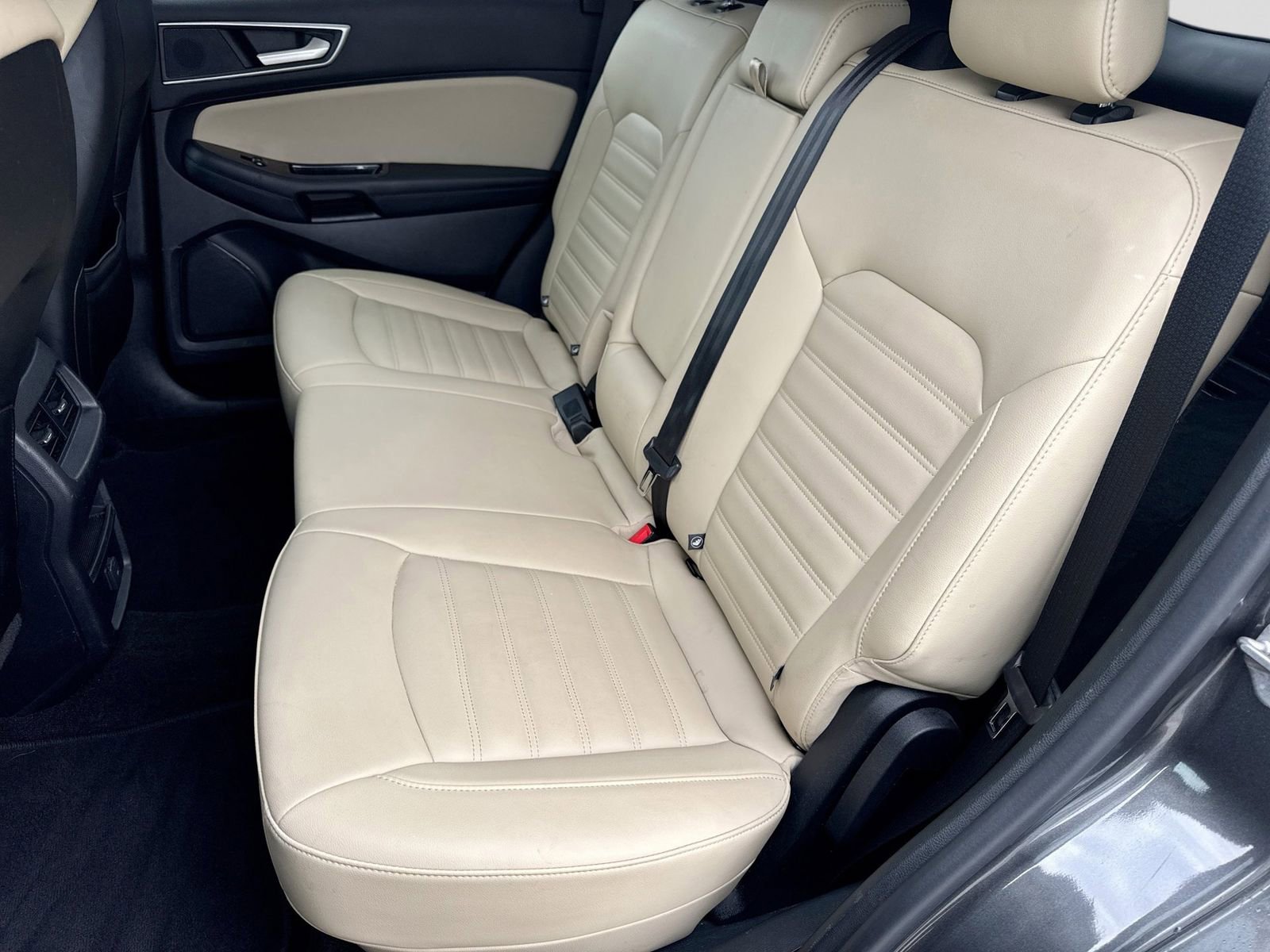Certified 2020 Ford Edge SEL FWD image 18