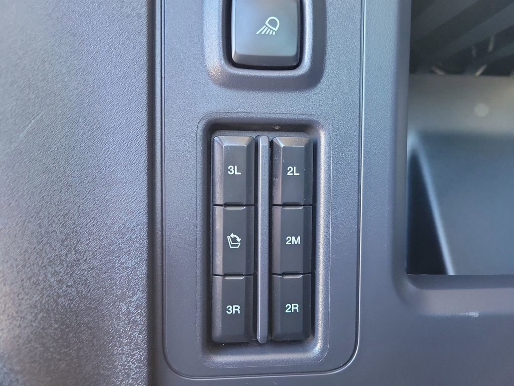 Certified 2025 Ford Expedition Max Platinum AWD/4WD image 10