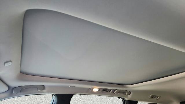 Used 2026 INFINITI QX60 Luxe w/ Cargo Package FWD image 12