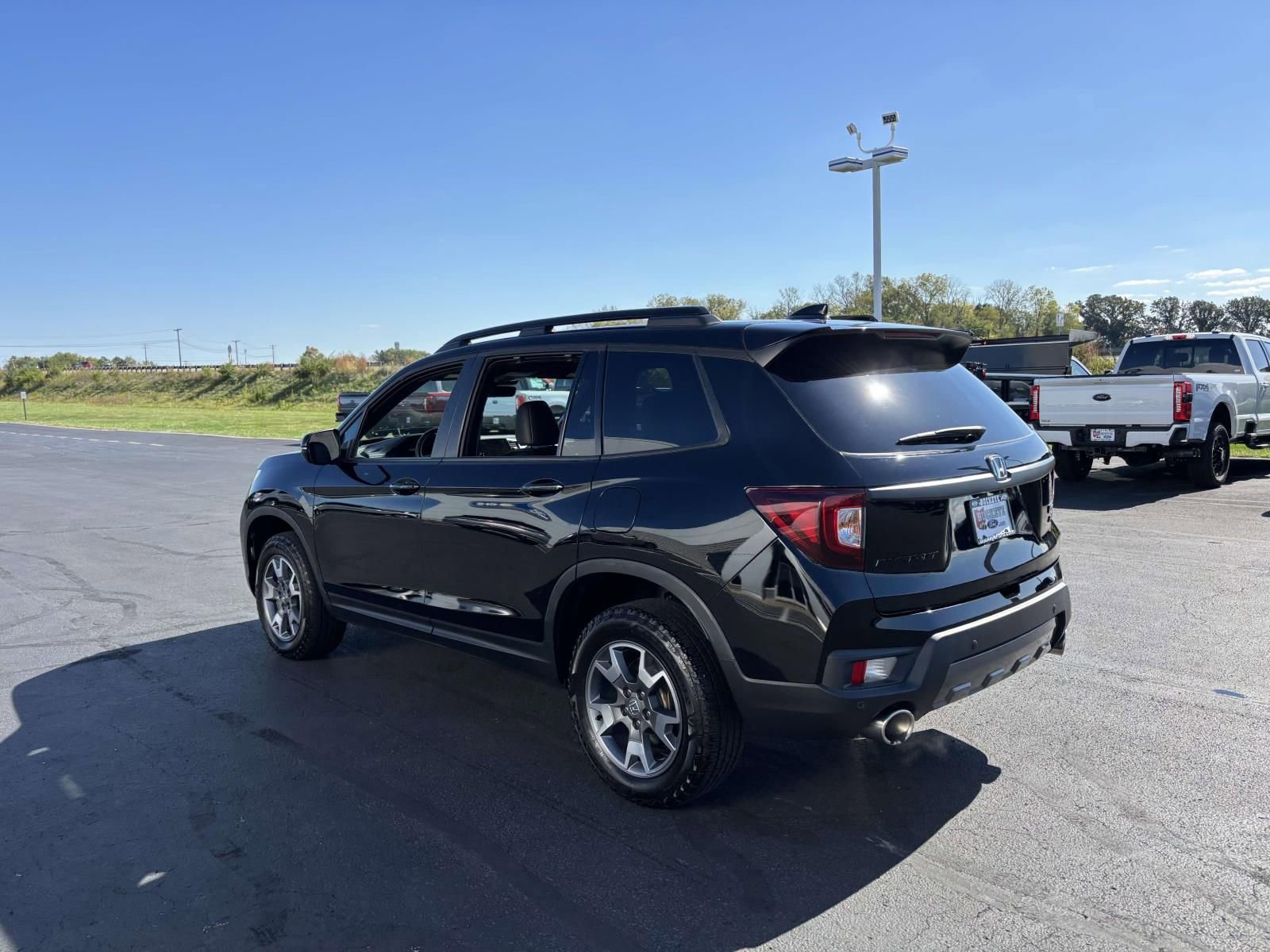 Used 2022 Honda Passport TrailSport image 7