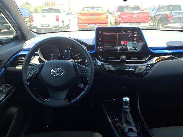 Used 2021 Toyota C-HR XLE FWD image 15