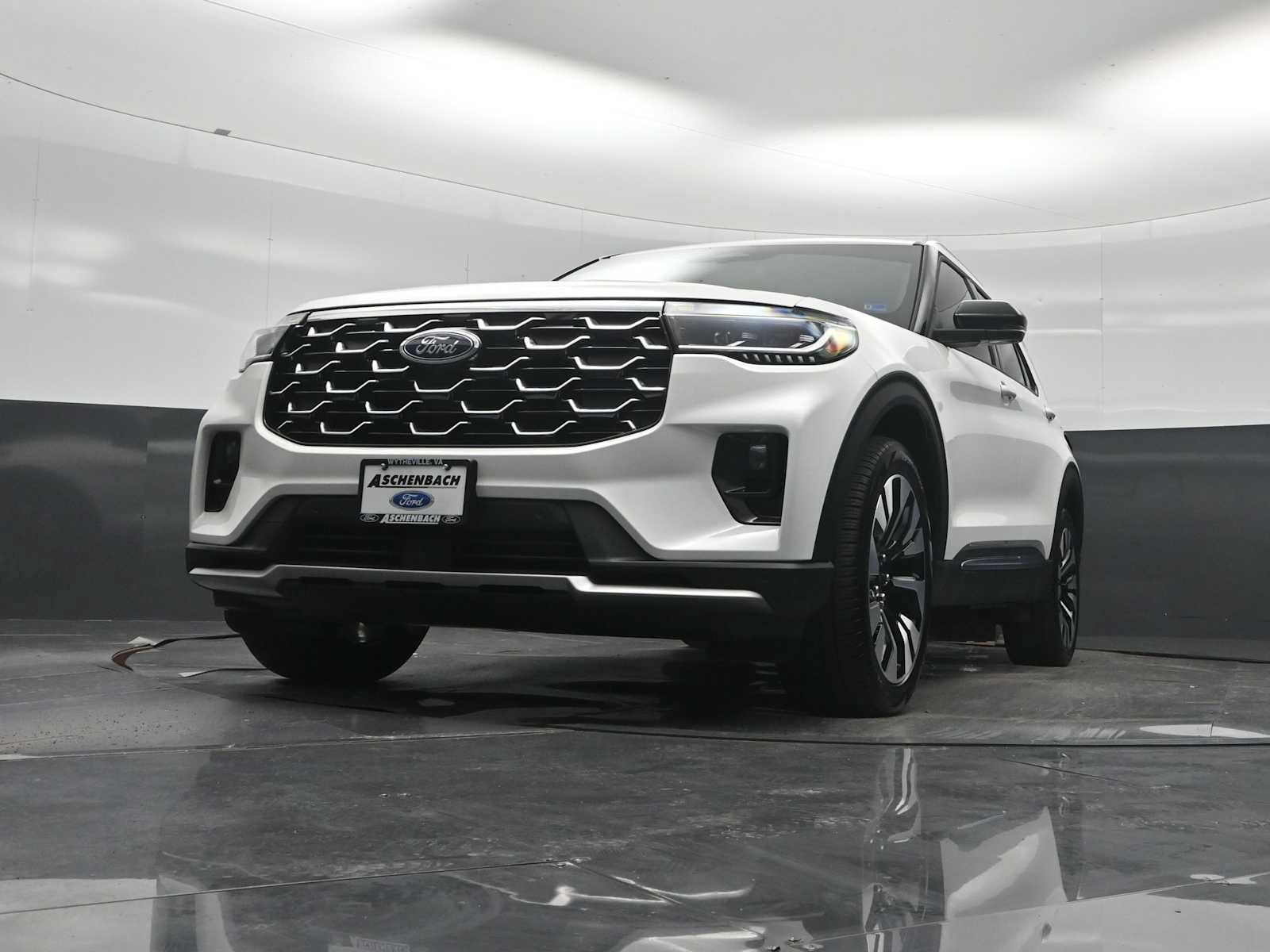 Certified 2026 Ford Explorer Platinum w/ LUX Leather Package AWD/4WD image 52