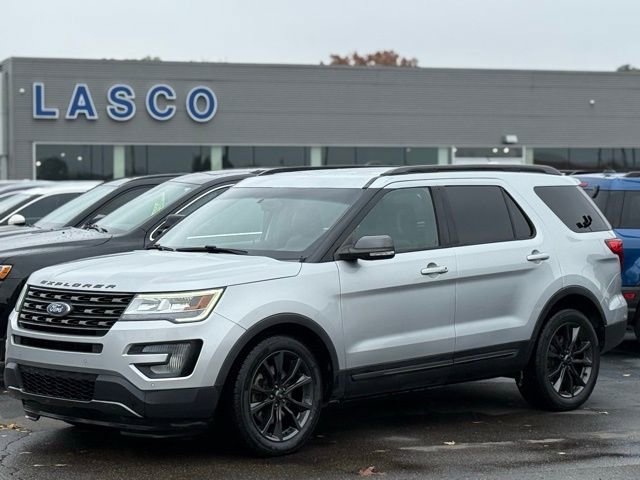 Certified 2017 Ford Explorer XLT w/ Equipment Group 202A
