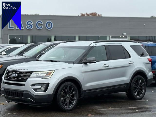 Certified 2017 Ford Explorer XLT w/ Equipment Group 202A image 1