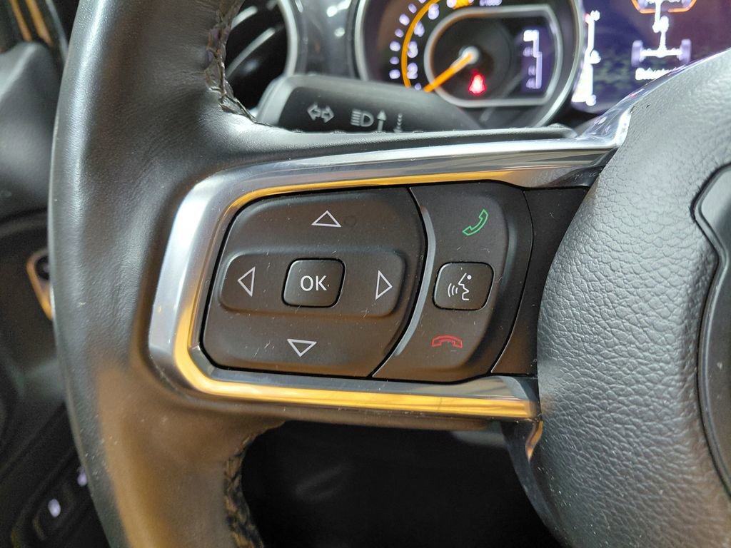Used 2023 Jeep Wrangler Unlimited Sahara AWD/4WD image 42