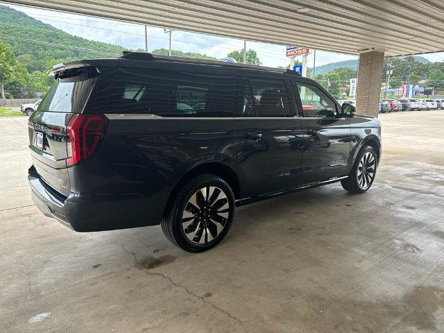 Certified 2025 Ford Expedition Max Platinum w/ Driver's Package AWD/4WD image 4