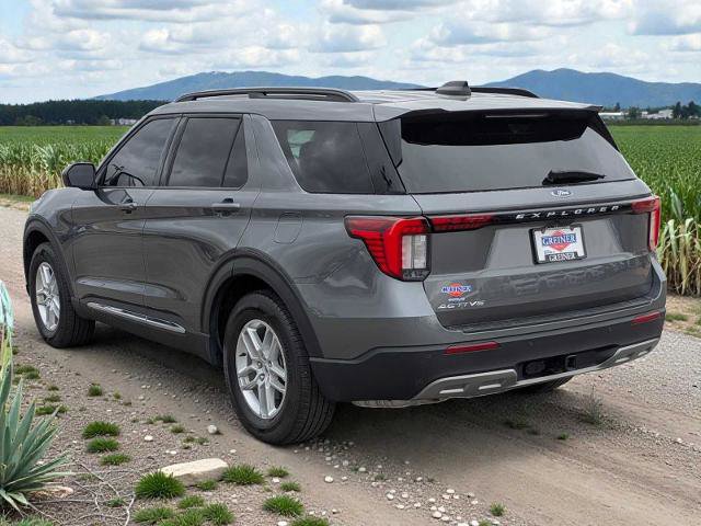 Certified 2025 Ford Explorer Active w/ Active Comfort Package RWD image 5