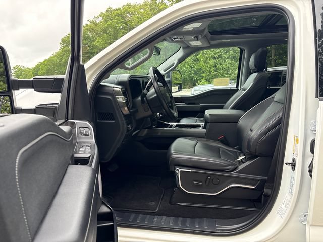 Certified 2023 Ford F250 Lariat w/ Lariat Ultimate Package AWD/4WD image 32
