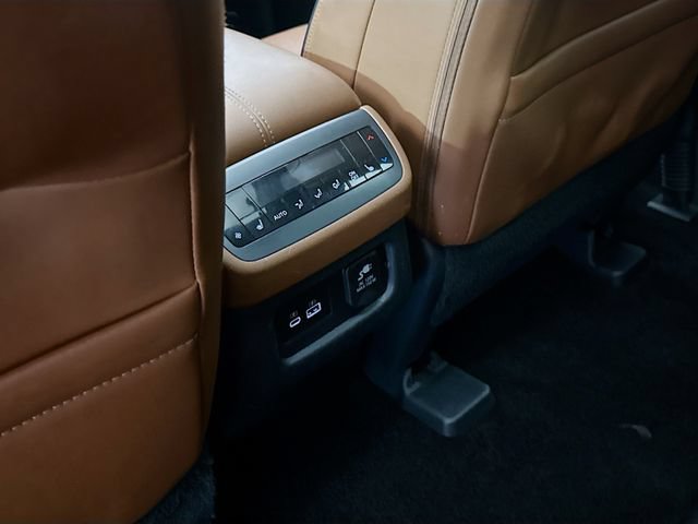 Used 2024 Nissan Pathfinder Platinum w/ Cargo Package FWD image 26