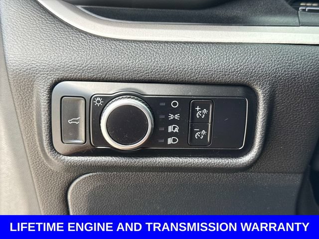 Certified 2023 Ford Explorer XLT RWD image 33
