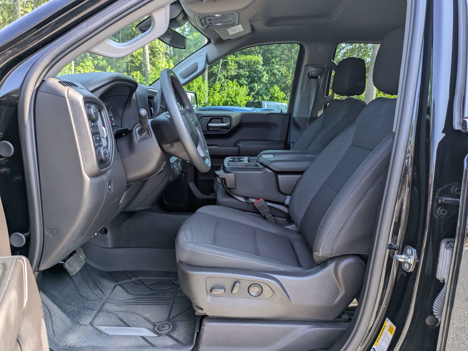 Used 2024 Chevrolet Silverado 1500 Custom Trail Boss AWD/4WD image 10