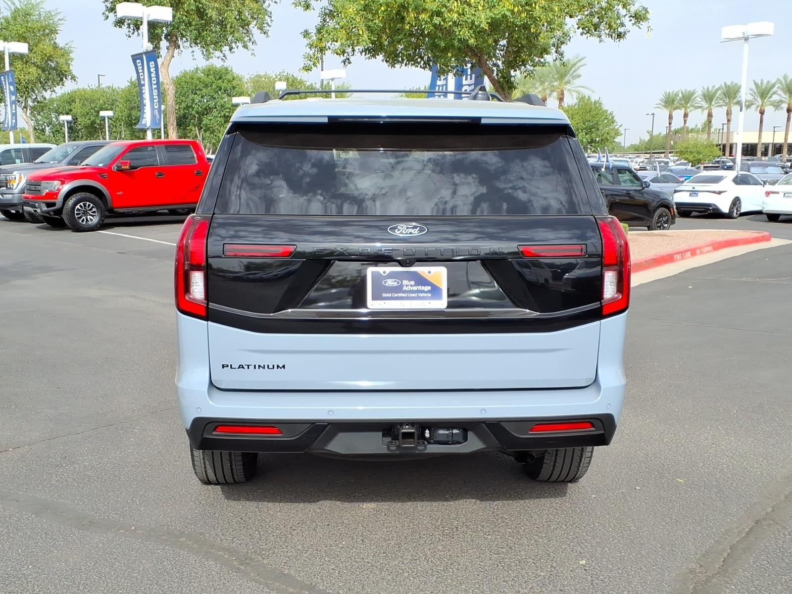Certified 2025 Ford Expedition Platinum w/ Stealth Performance Package AWD/4WD image 5