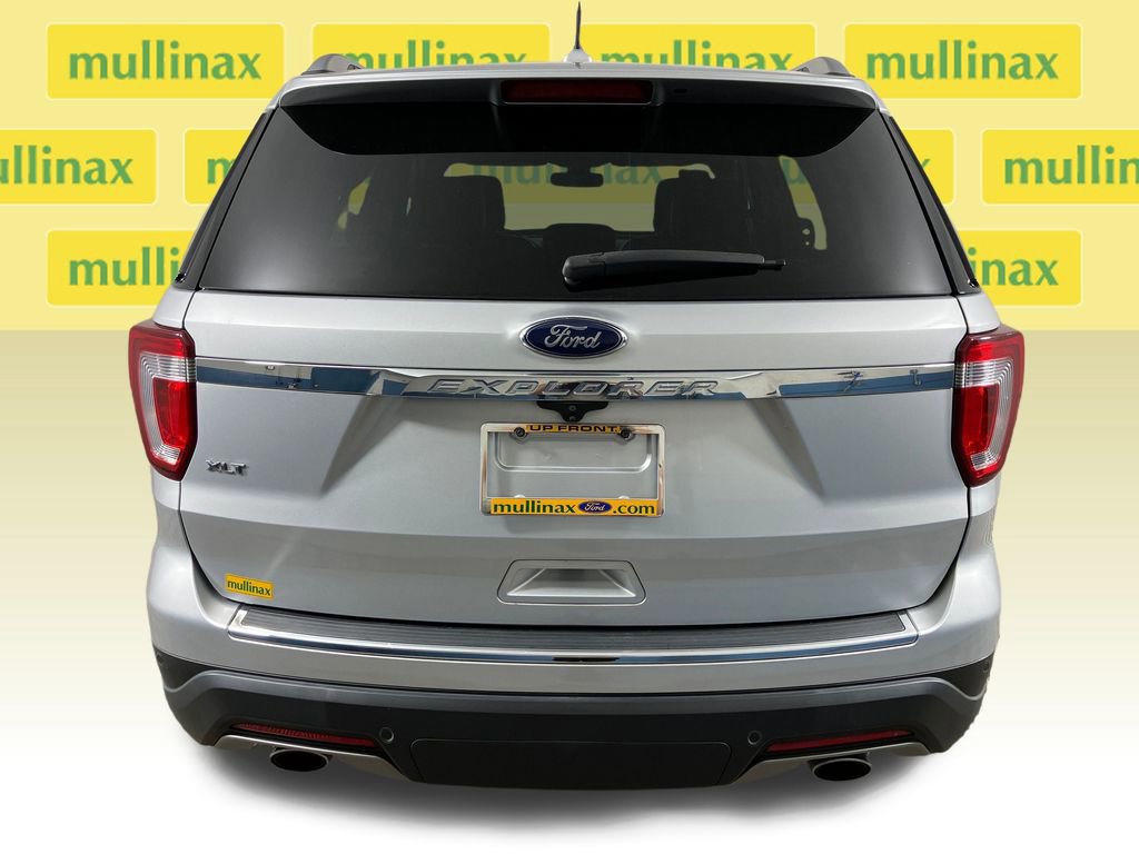 Certified 2018 Ford Explorer XLT w/ Equipment Group 202A image 4
