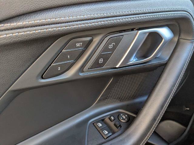 Used 2025 BMW 230i Coupe RWD image 18