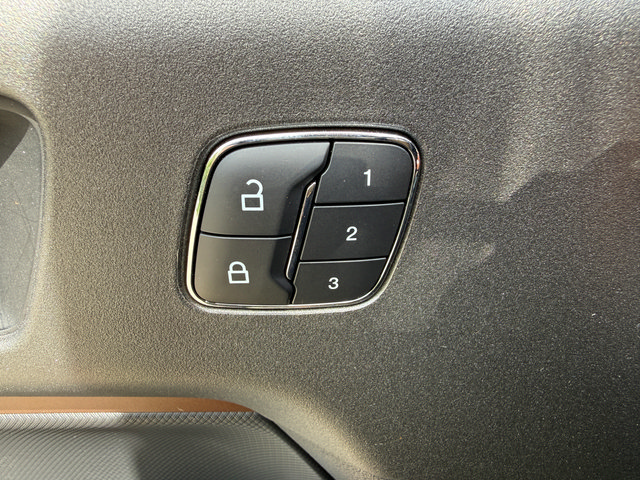 Certified 2025 Ford Bronco Sport Outer Banks w/ Outer Banks Tech Package+ AWD/4WD image 22