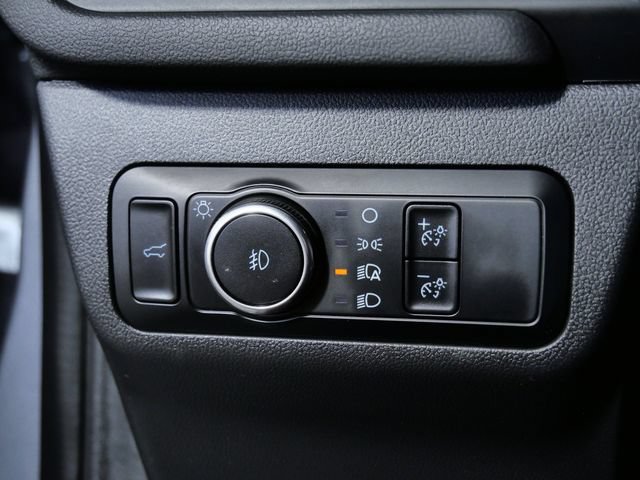 Certified 2024 Ford Escape Platinum AWD/4WD image 25